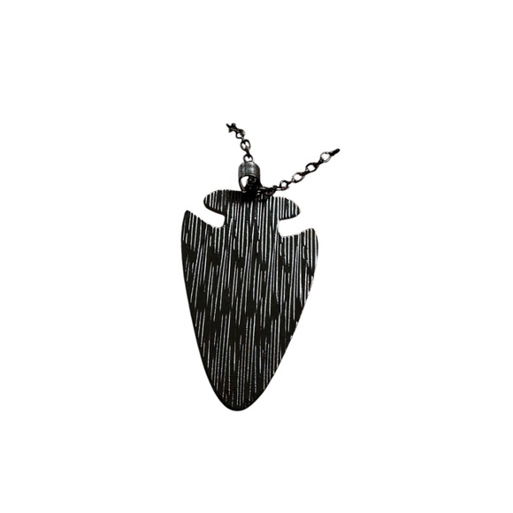 Patriotic USA American Flag and Eagle Arrowhead Design Black Unisex Necklace - Picture 6 of 7